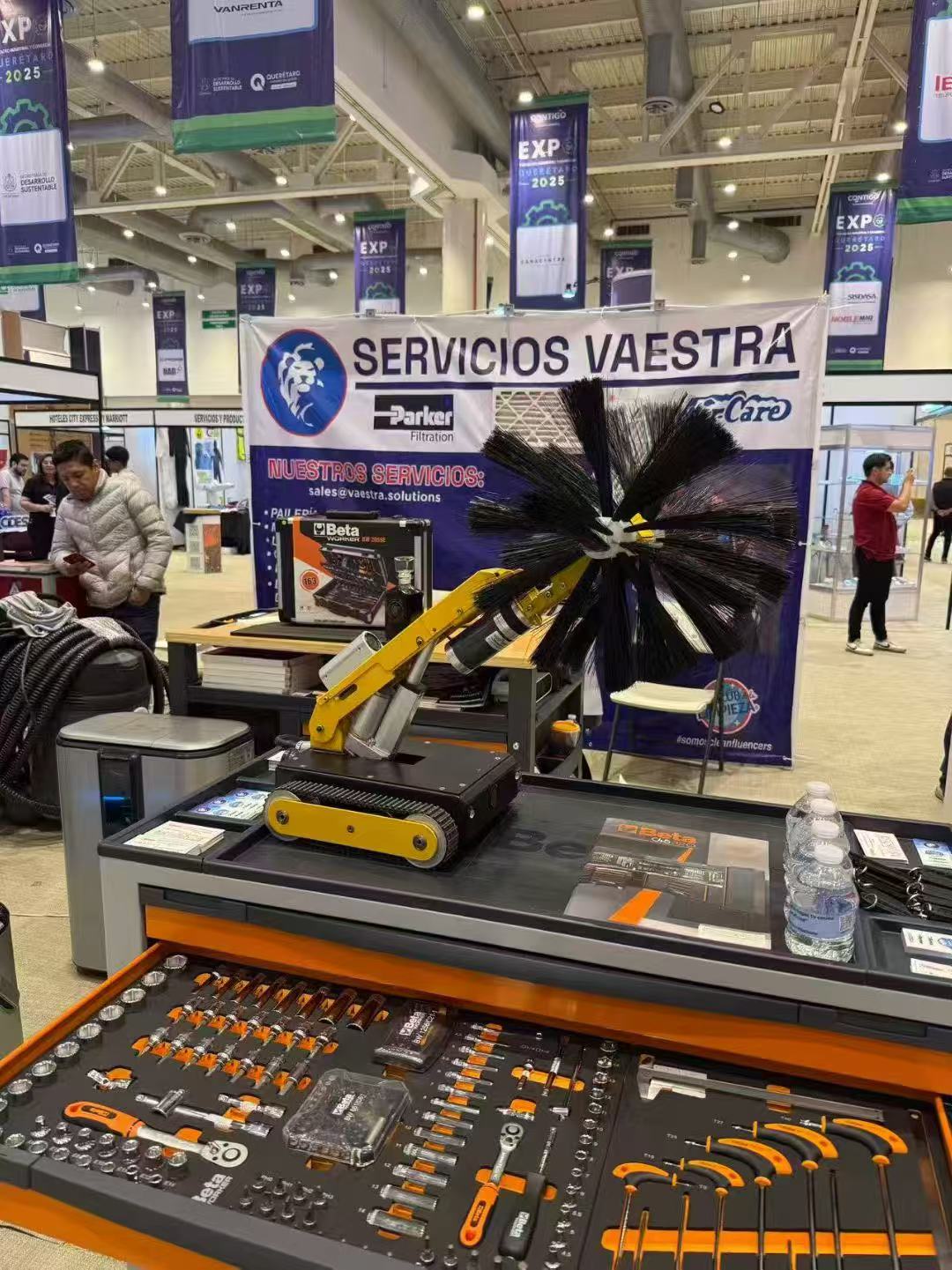 Q37 Air Duct Cleaning Robot made its global showcase at a Mexico industrial exhibition, which marked the first time for client Servicios Vaestra to participate in a large-scale expo.jpg